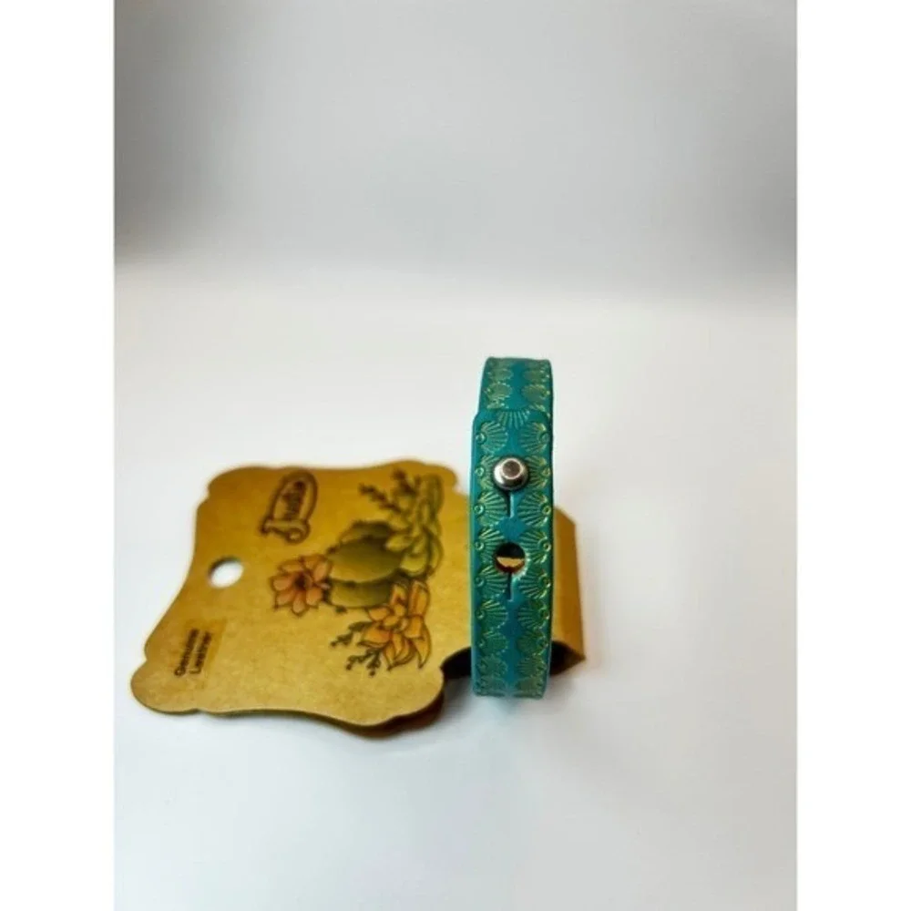 Justin‎ Turquoise Gold Embossed Leather Cuff Bracelet